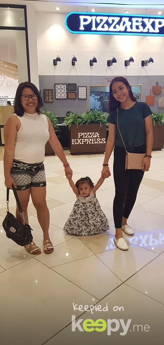 Girls day out 😉
Just a little tantrums of our #dearpepay
#22MOsAbbi